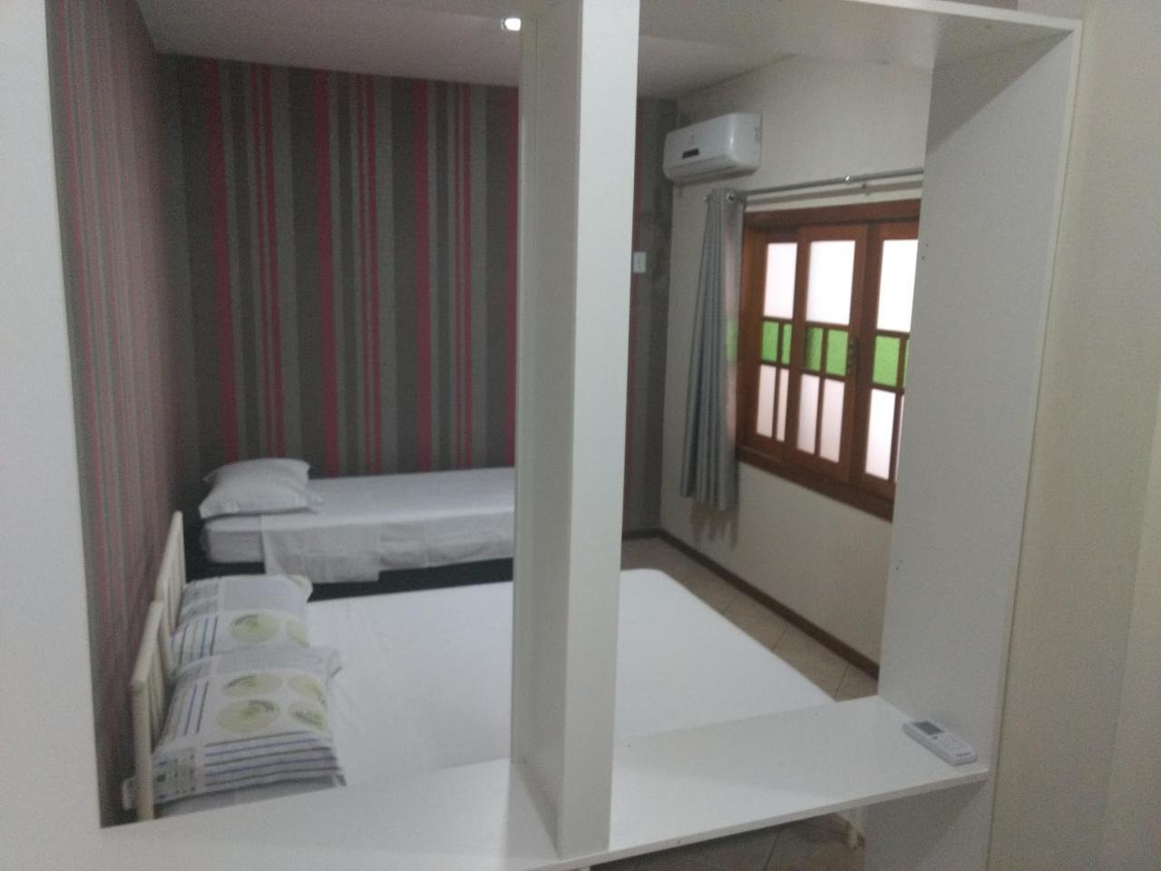 Pousada Casa Verde - Quartos Individuais - Smart Tv 32 - E Banheiro Privativo Apartment อิตาจาอิ ภายนอก รูปภาพ